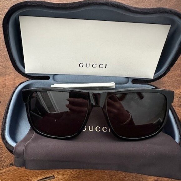 Gucci GG0010S Sunglasses - Picture 1 of 2